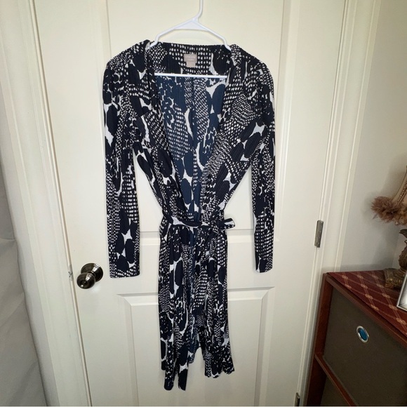 Chico’s Travelers Textured Crinkle Trench Belted Jacket Size M - Picture 3 of 10